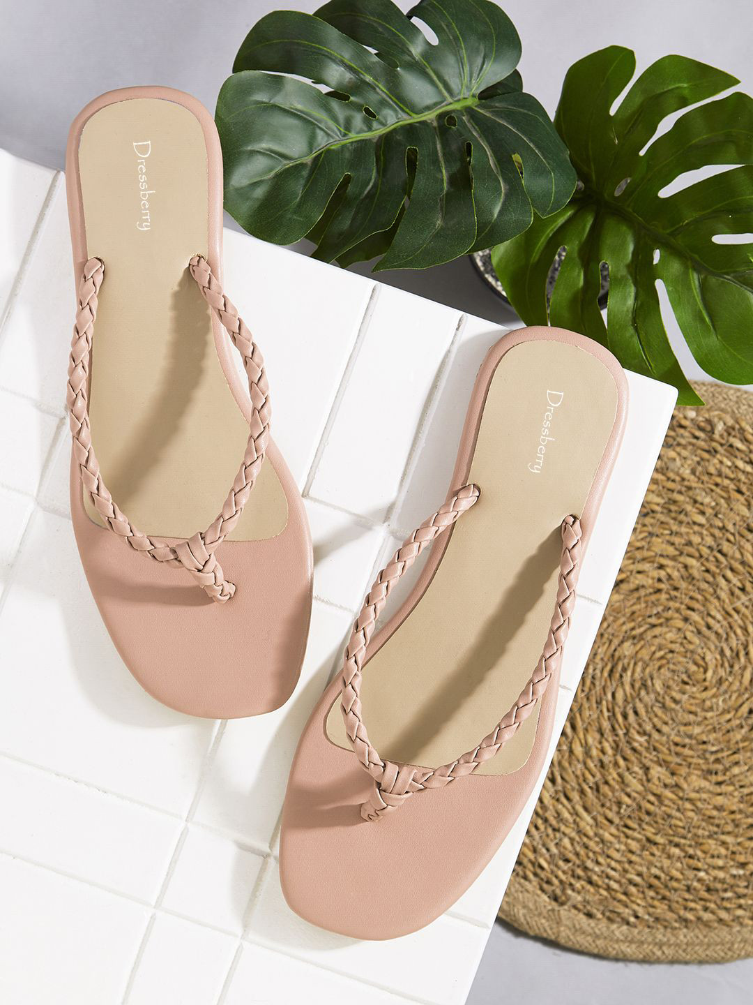 

DressBerry Women Printed Open Toe Flats, Pink