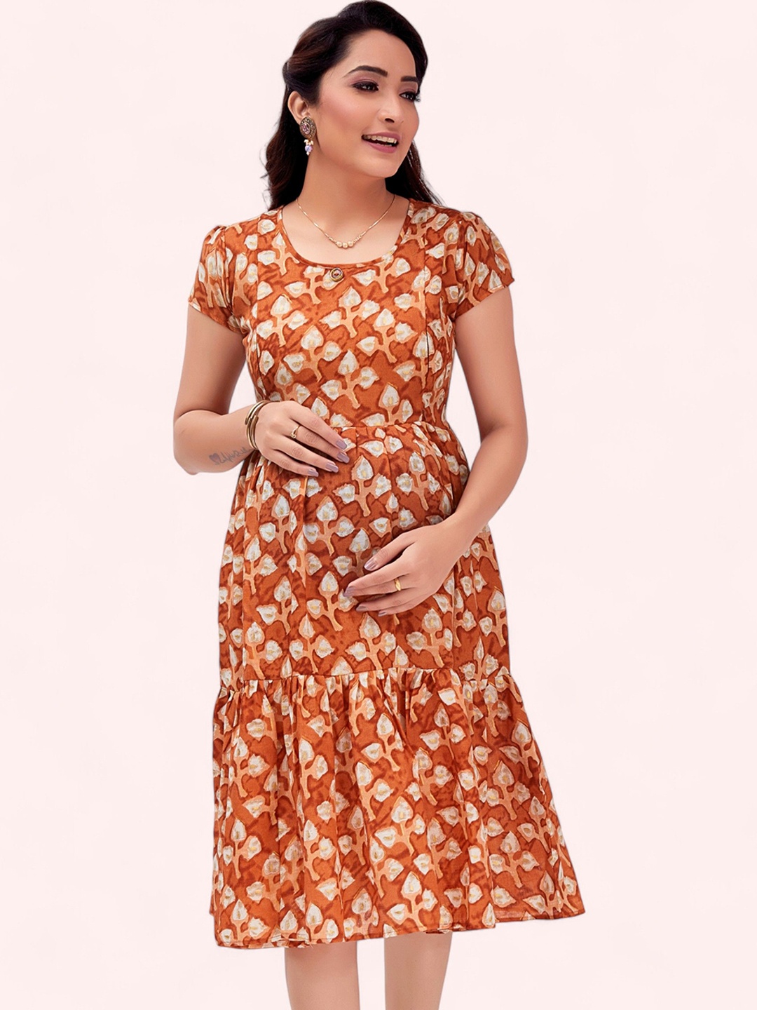 

RITIJYA Women Floral Printed Floral Maternity Anarkali Kurta, Orange