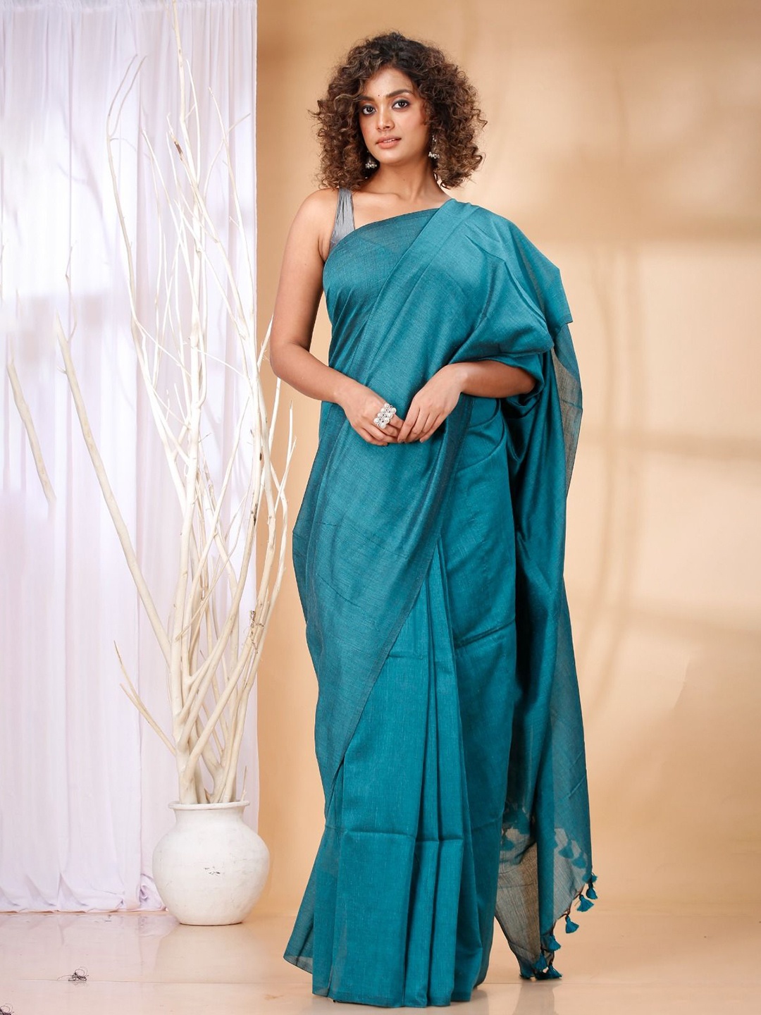 

Ruuprekha Pure Cotton Khadi Saree, Teal