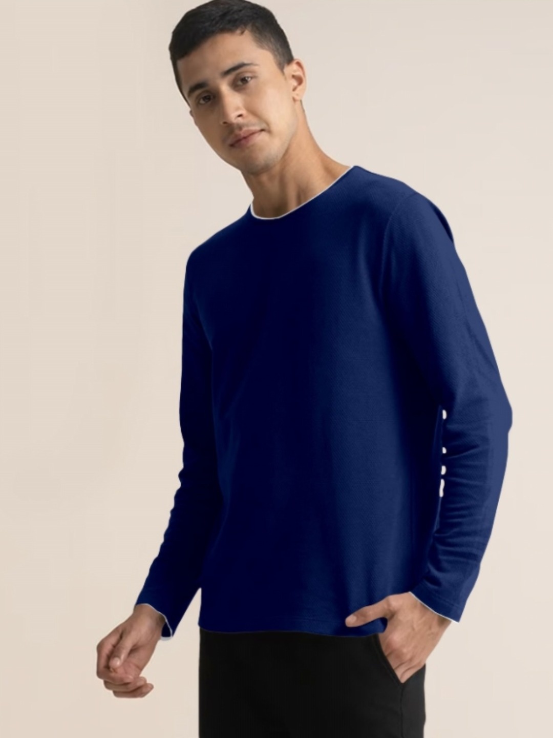 

Metronaut Men Solid Round Neck Cotton Slim Fit T-shirt, Navy blue