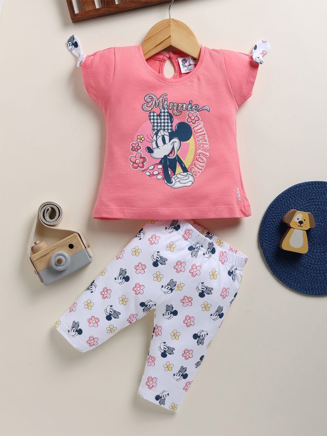 

Annie Girls Printed T-shirt with Pyjamas, Pink