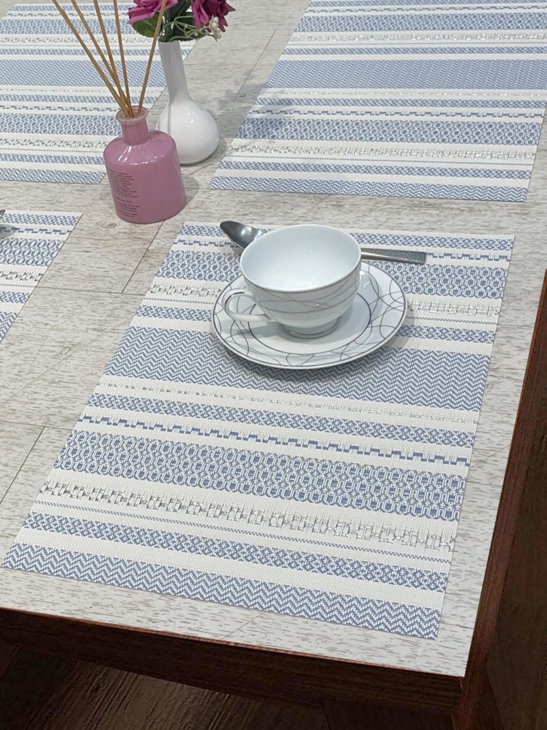 

BIANCA Bellevue Blue & White 6 Pieces Woven Design Rectangular Table Placemats