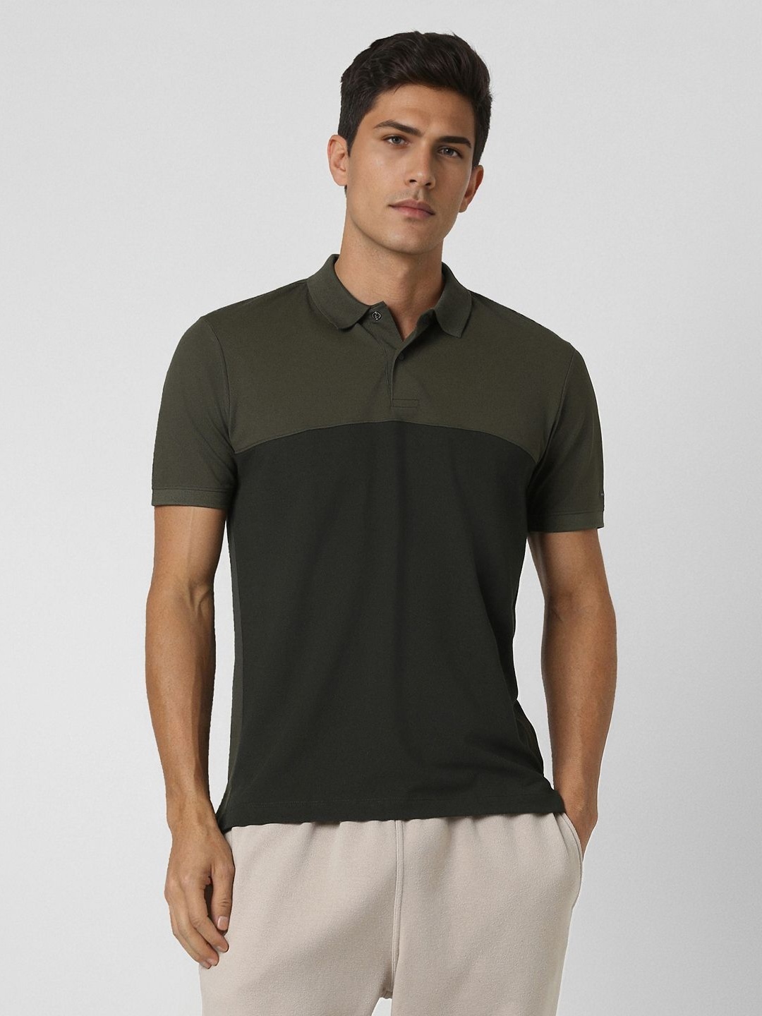 

Van Heusen Flex Men Printed Polo Collar Applique T-shirt, Olive