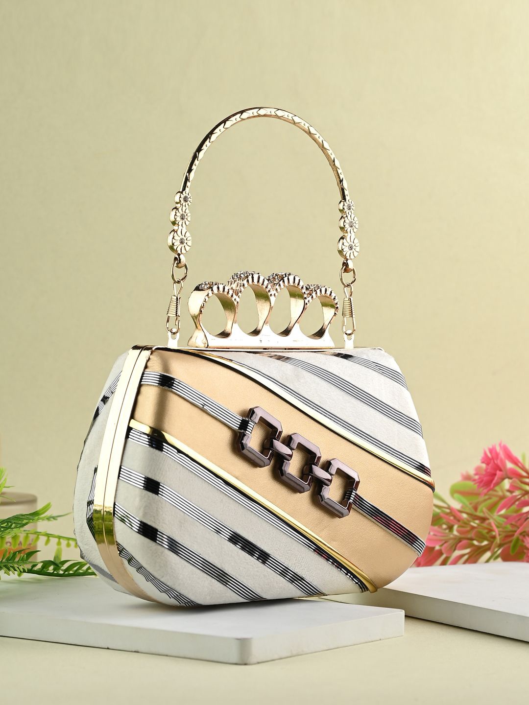 

DressBerry Embellished Box Clutch, White