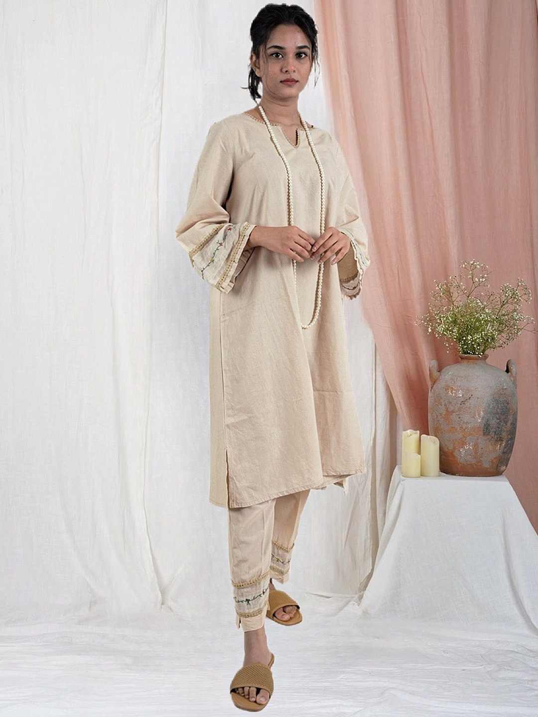 

zuri Women Embroidered Regular Pure Cotton Kurta with Trousers, Beige