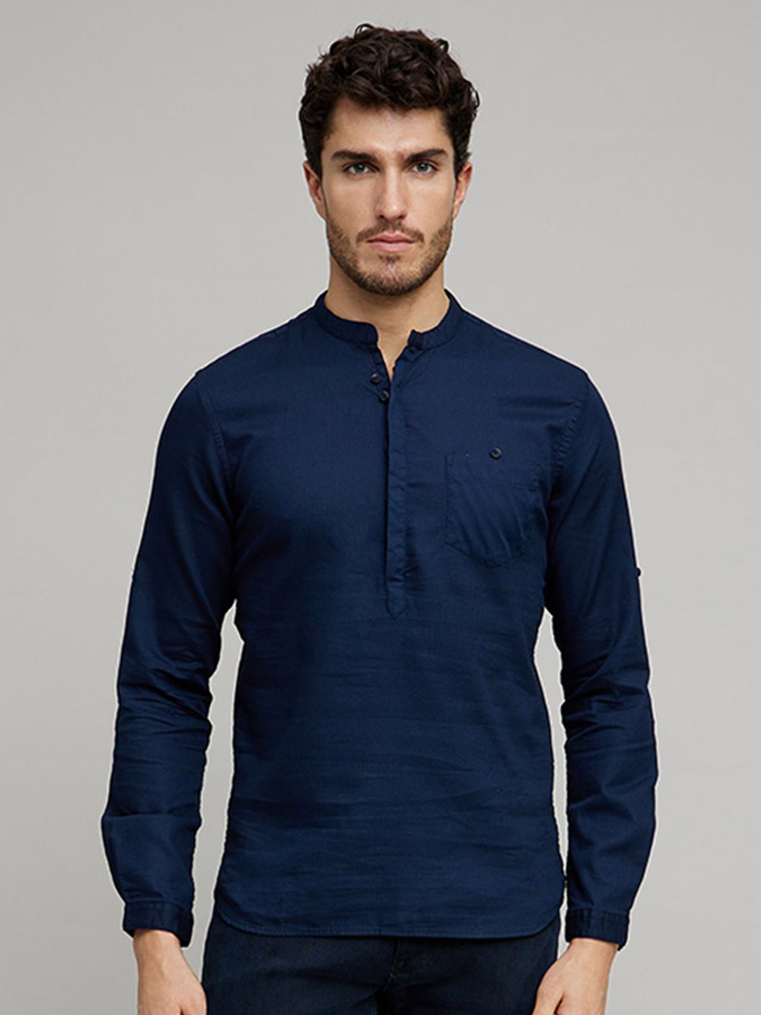 

Celio Men Classic Opaque Casual Shirt, Navy blue