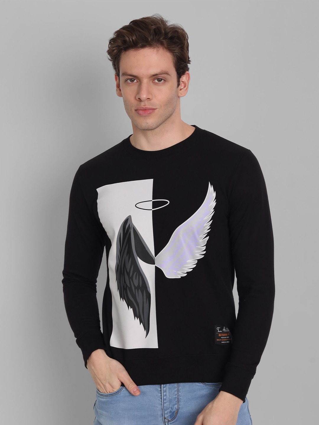 

TOMHIDDLE Men Graphic Printed Cotton Sweatshirt, Black