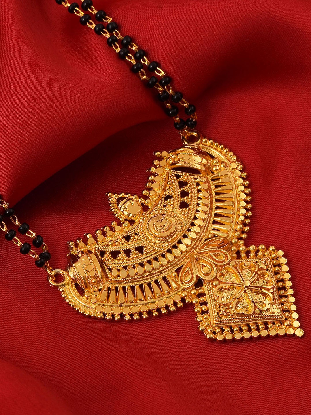 

MEMOIR Gold-Plated Beaded Mangalsutra