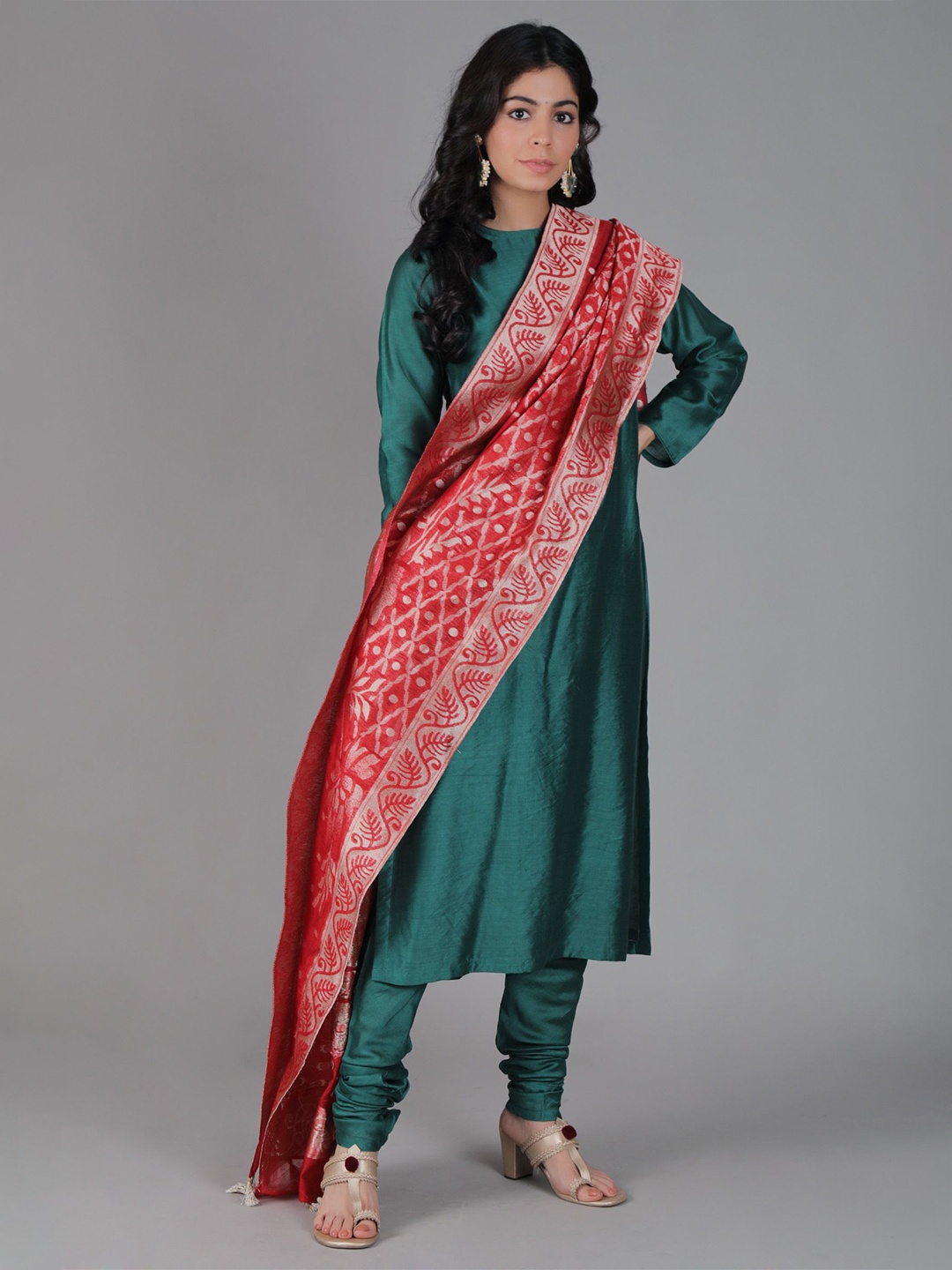 

TJORI Woven Design Dupatta with Zari, Red