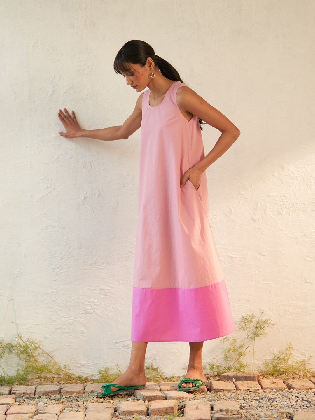 

Canoopi Women Colourblocked Cotton Sleeveless Cotton A-Line Midi Dress, Pink