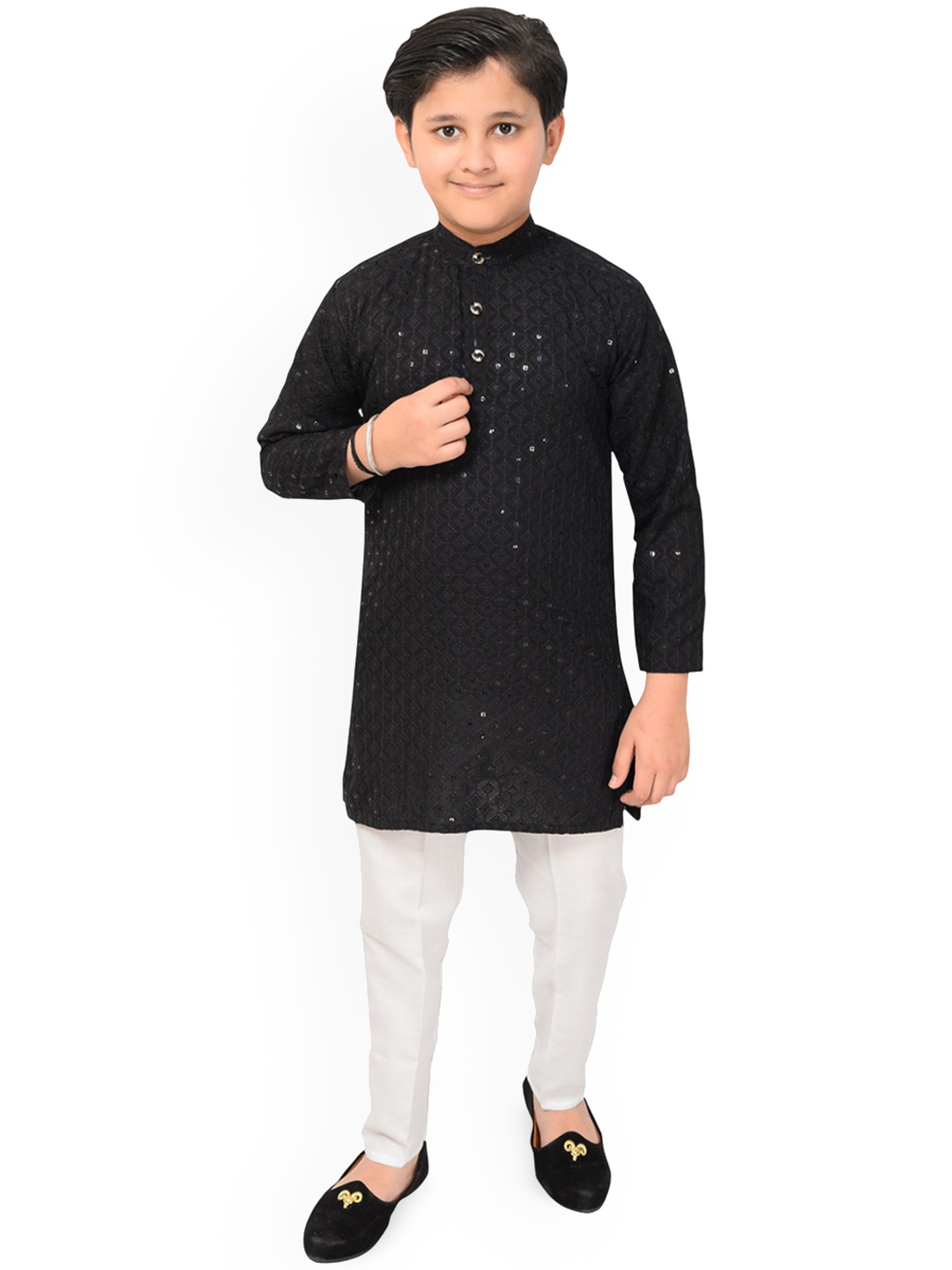 

Little Needle Boys Ethnic Motifs Embroidered Regular Chikankari Kurta with Trousers, Black