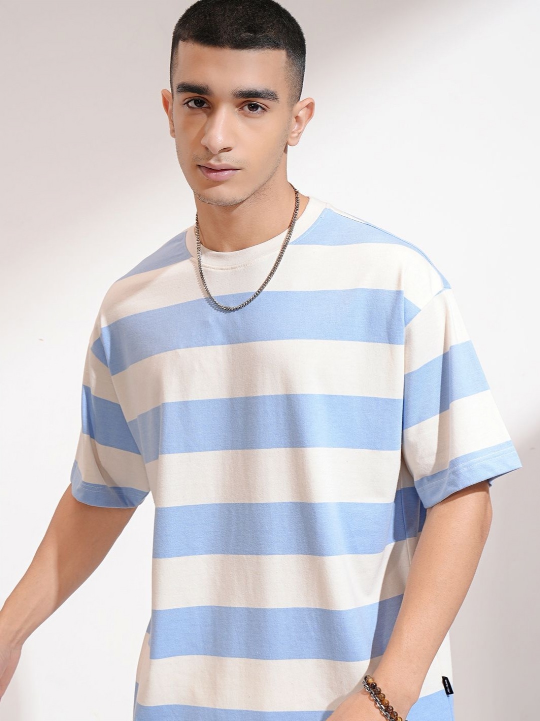 

HIGHLANDER Men Striped Drop-Shoulder Sleeves T-shirt, Off white