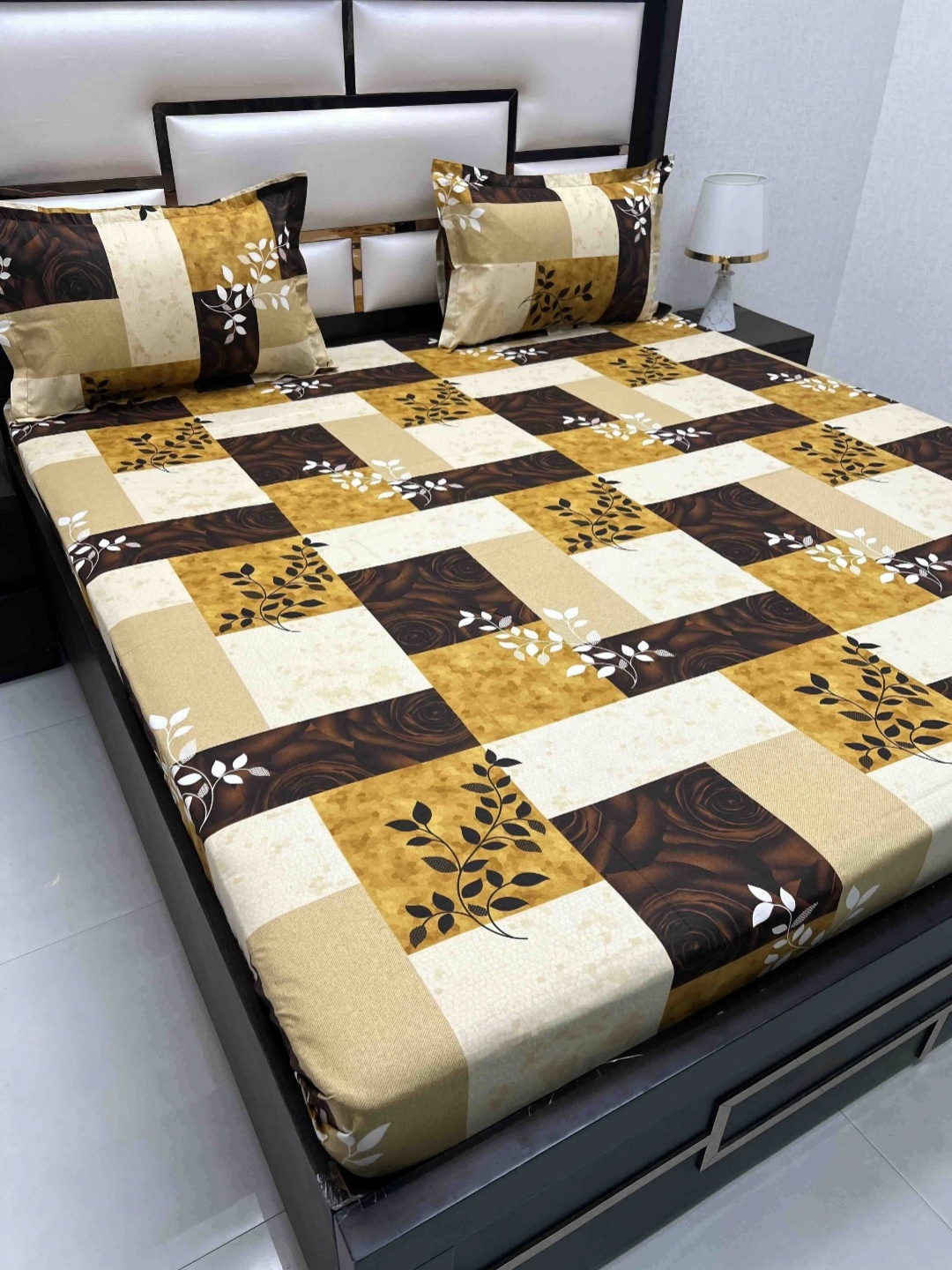 

Pure Decor Passion Fur Yellow Printed 240 TC Pure Cotton Queen Bedsheet Set 2.26 m x 2.56m