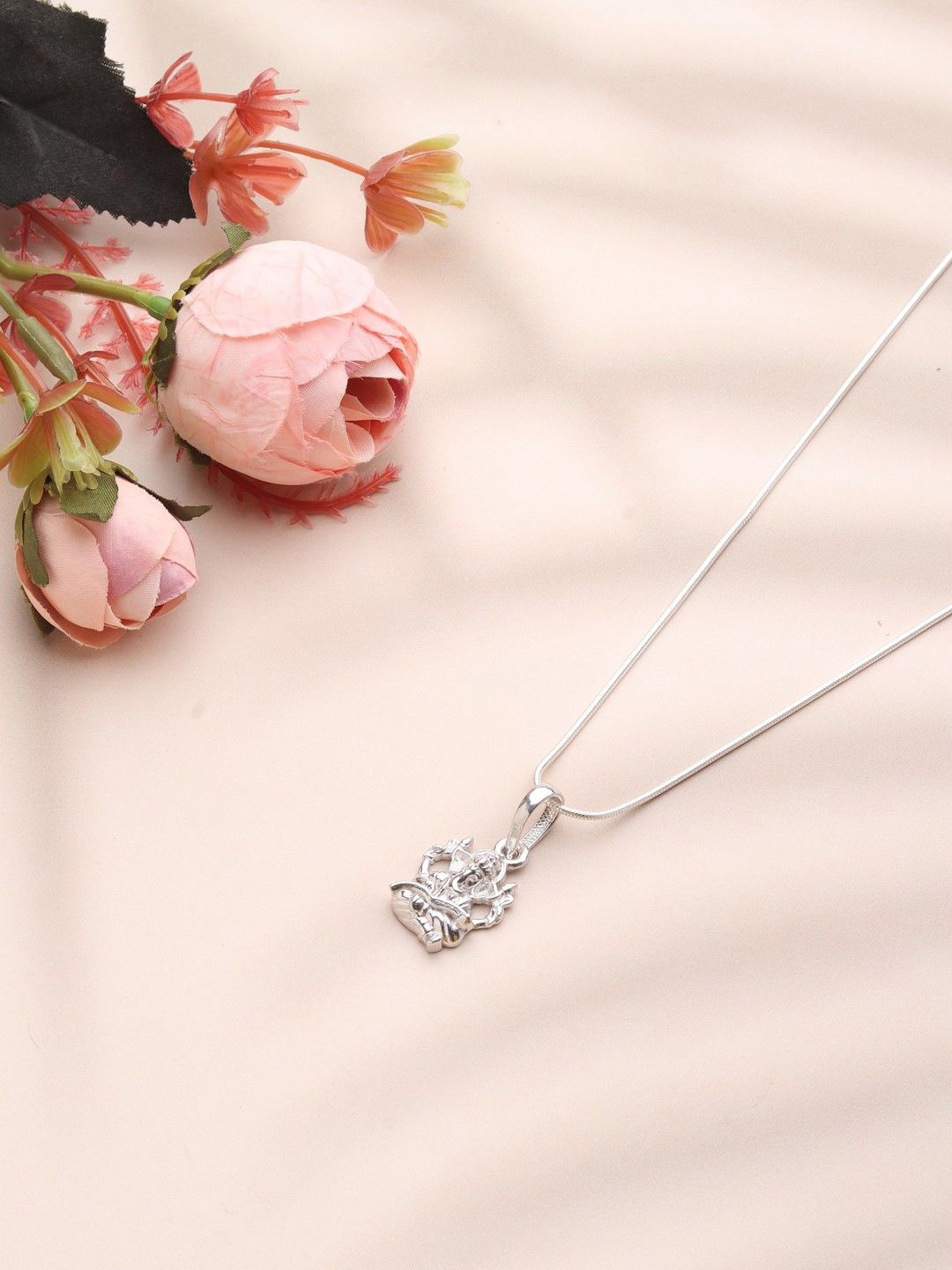 

AKSHAT SAPPHIRE Quirky Pendants, Silver