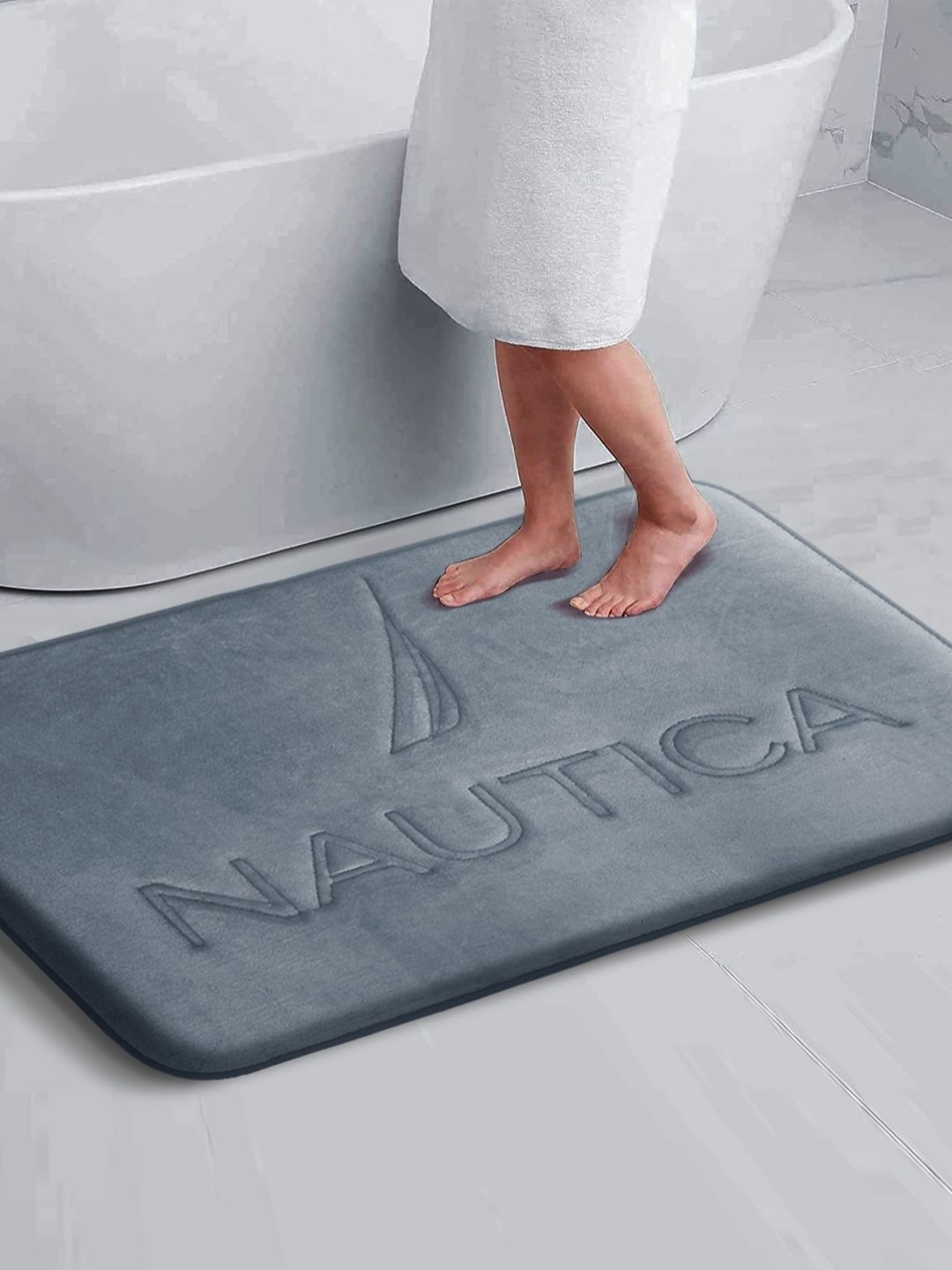 

Nautica Blue Patterned 2000 GSM Bath Rugs