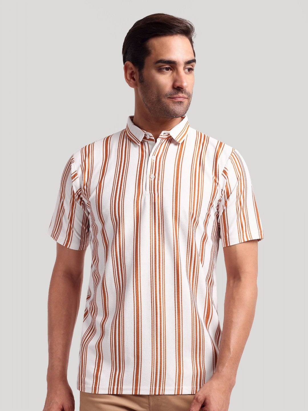 

LUXURIT Men Striped Polo Collar Pockets T-shirt, Orange