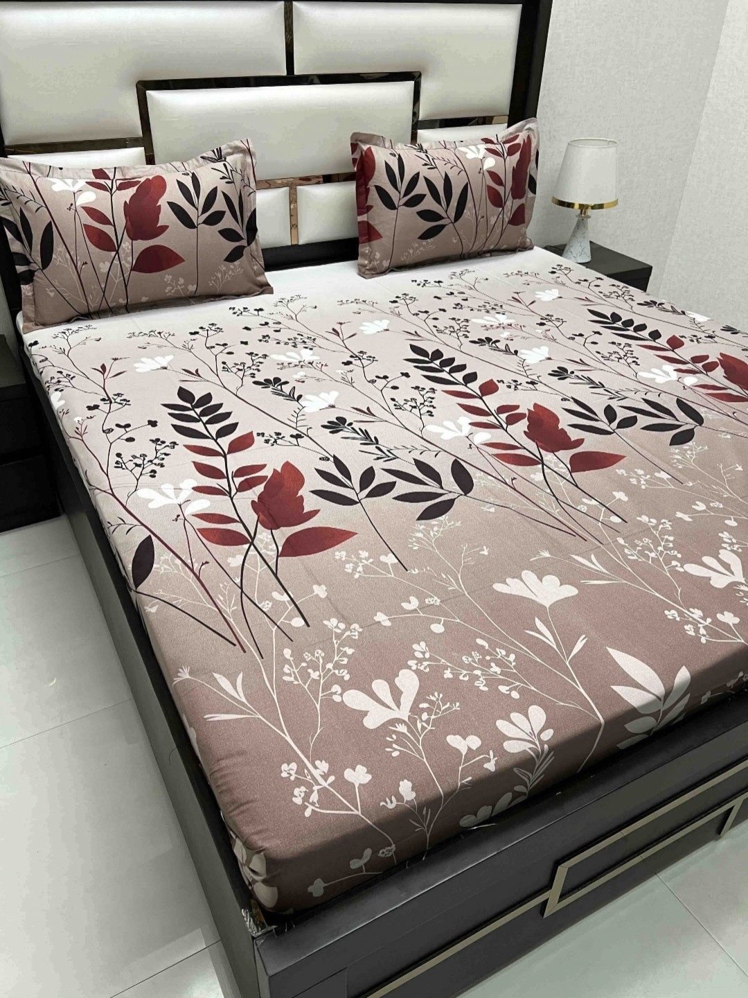 

Pure Decor Passion Fur Purple Floral 340TC Pure Cotton Queen Bedsheet Set 2.26 m x 2.56 m