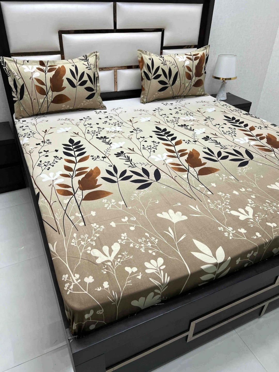 

Pure Decor Passion Fur Brown Printed 210 TC Pure Cotton Queen Bedsheet Set 2.25 m x 2.55 m