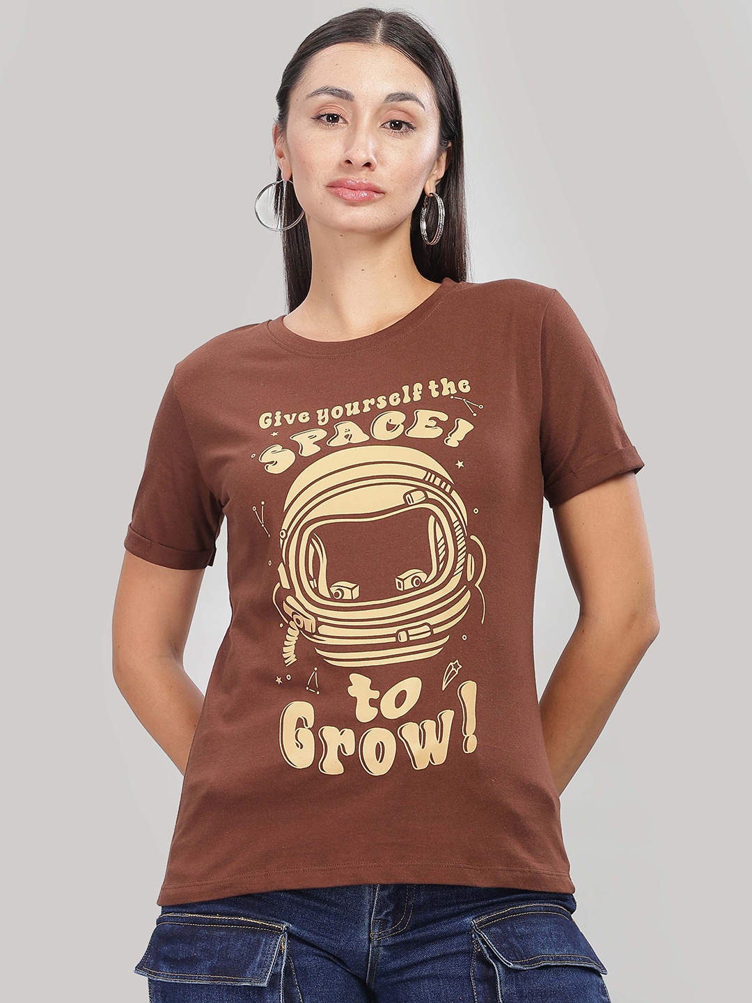 

HEYLAY Women Printed T-shirt, Brown
