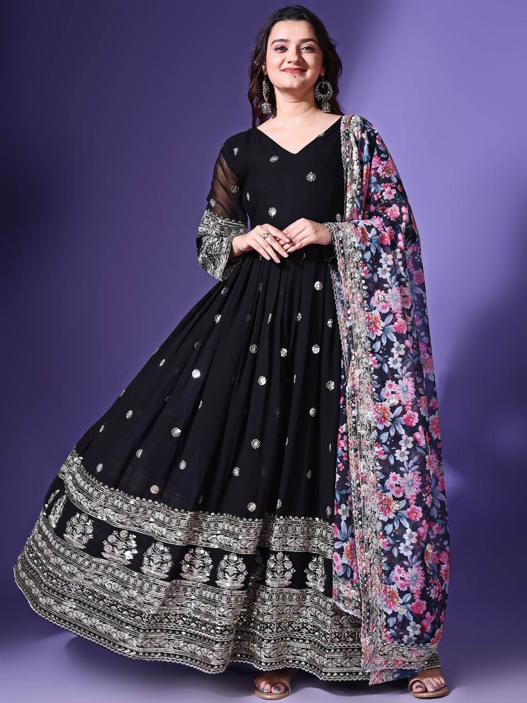 

Fashionuma Women Floral Embroidered Georgette Anarkali Kurta, Black