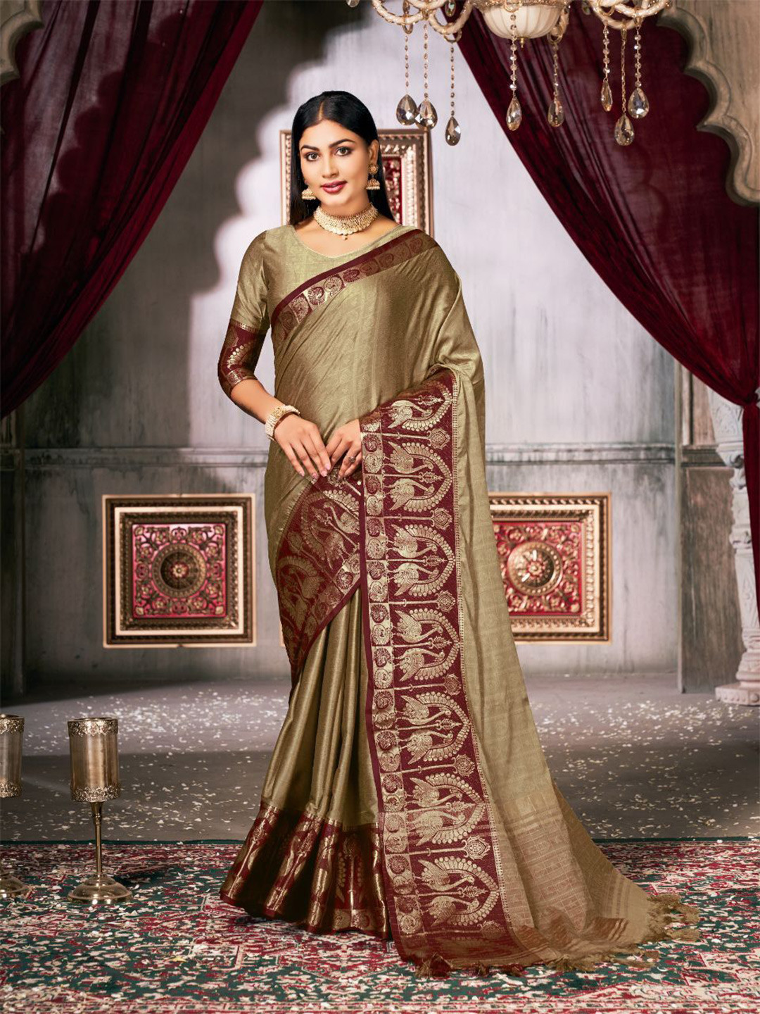 

Jinax Woven Design Zari Pure Silk Banarasi Saree, Cream