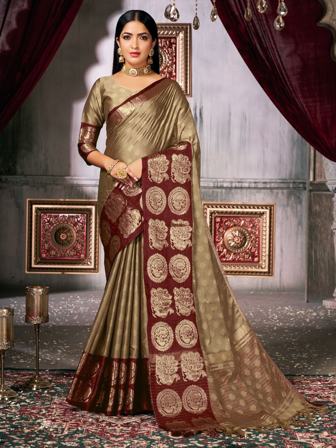 

Jinax Woven Design Zari Pure Silk Banarasi Saree, Cream