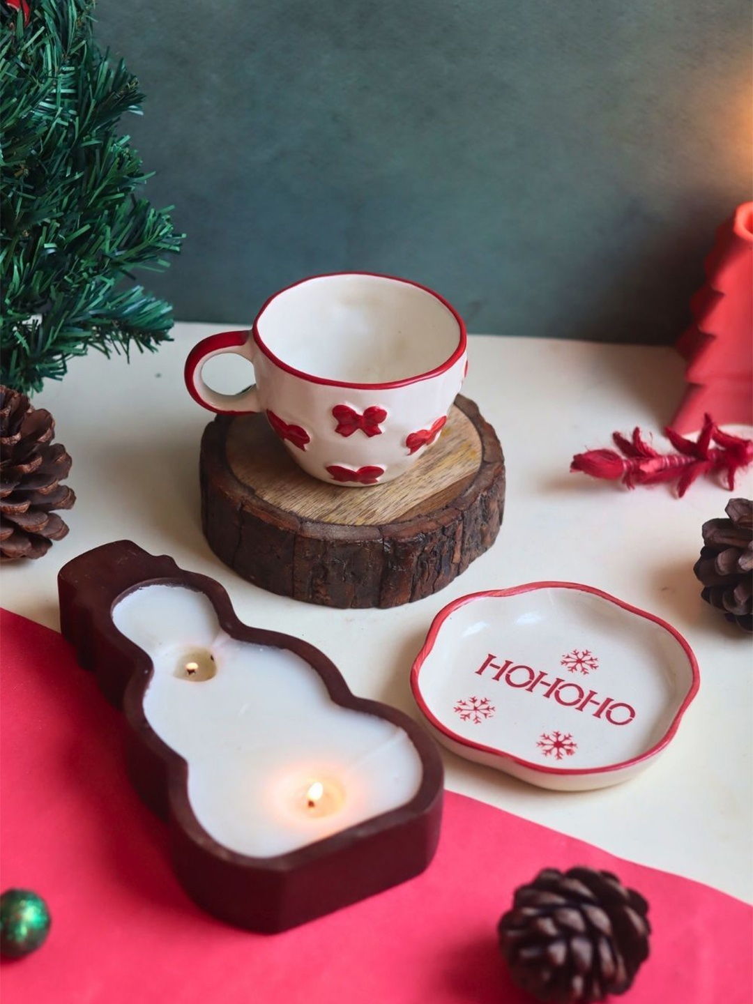 

WEAVING HOMES Set Of 3 Red & White Printed Home Gift Sets