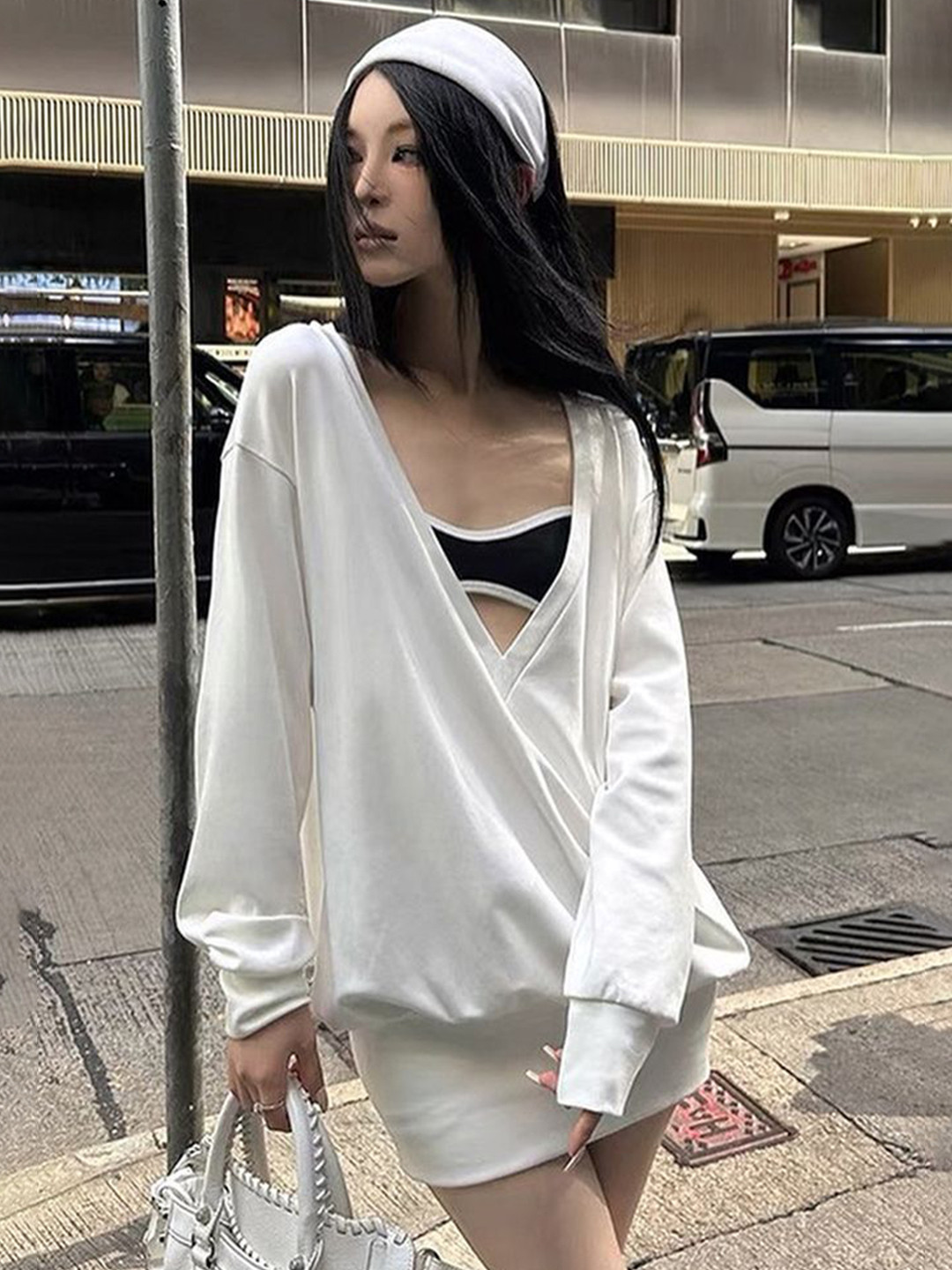 

LULU & SKY V-Neck Extended Sleeves Blouson Mini Dress, White