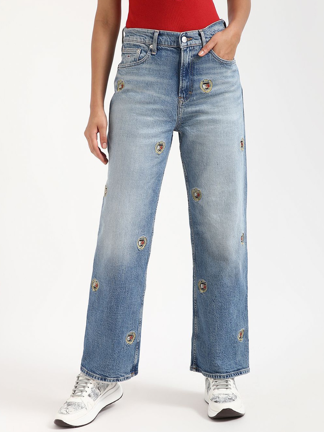 

Tommy Hilfiger Women fashion Slim Fit Clean Look Heavy Fade Stretchable Jeans, Blue