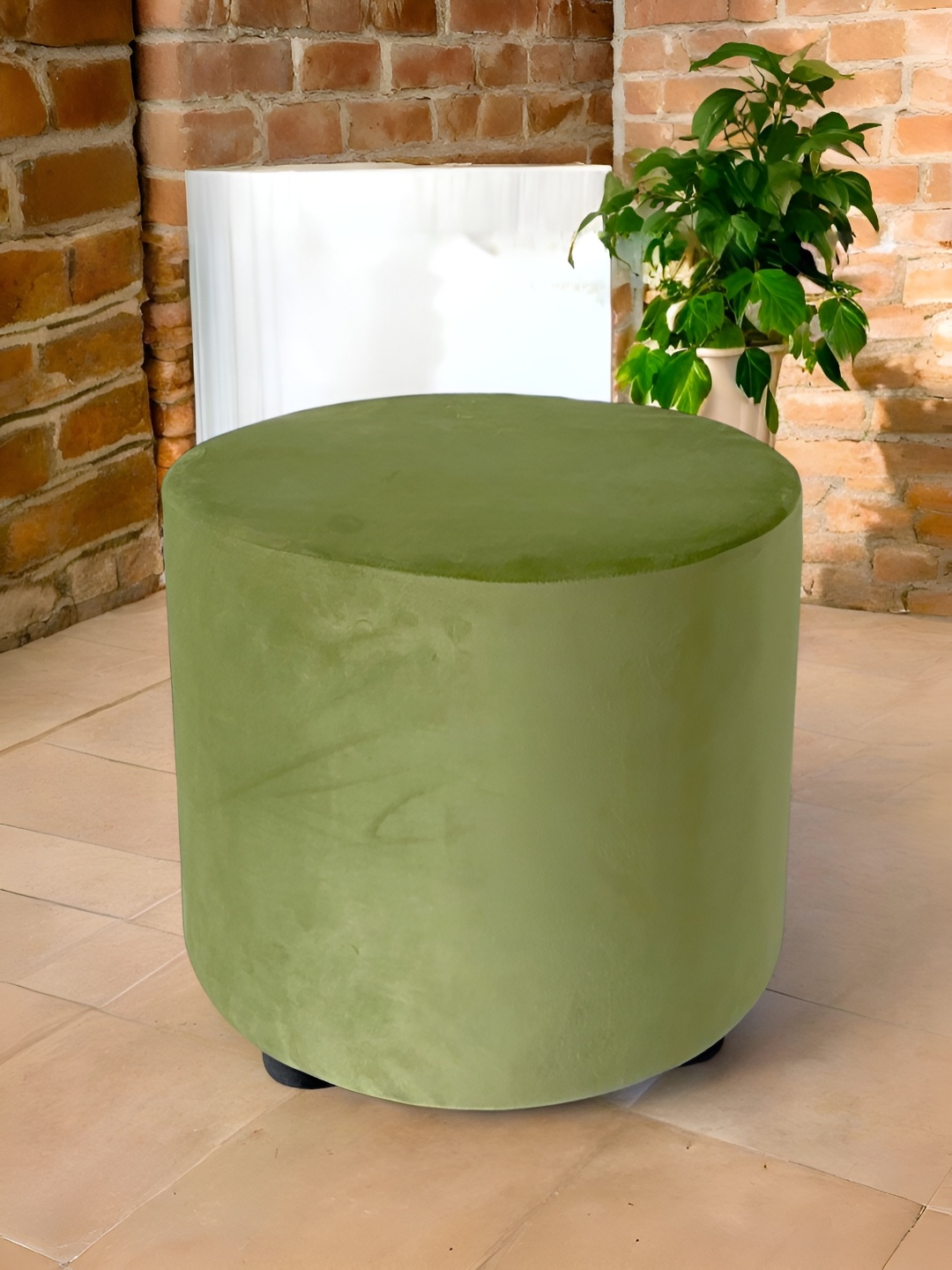 

Ikiriya Green Wooden Round Ottomans