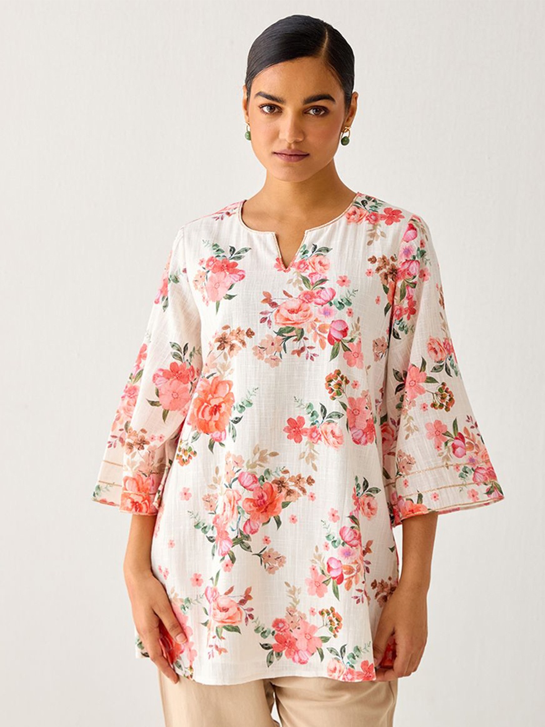 

Ancestry Floral Printed Pure Cotton Kurti, White