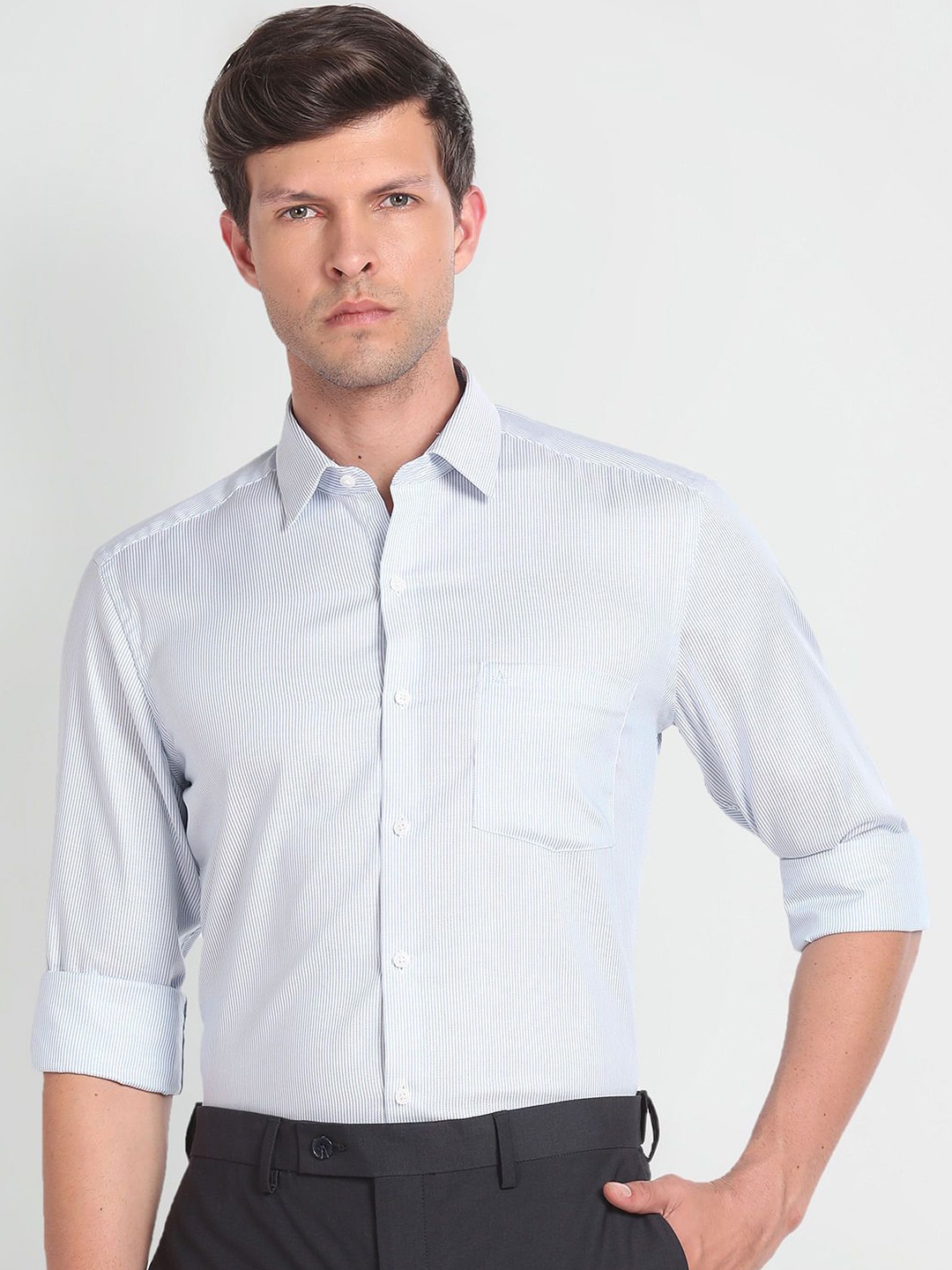 

Arrow Men Spread Collar Pinstripes Striped Cotton Slim Fit Casual Shirt, White