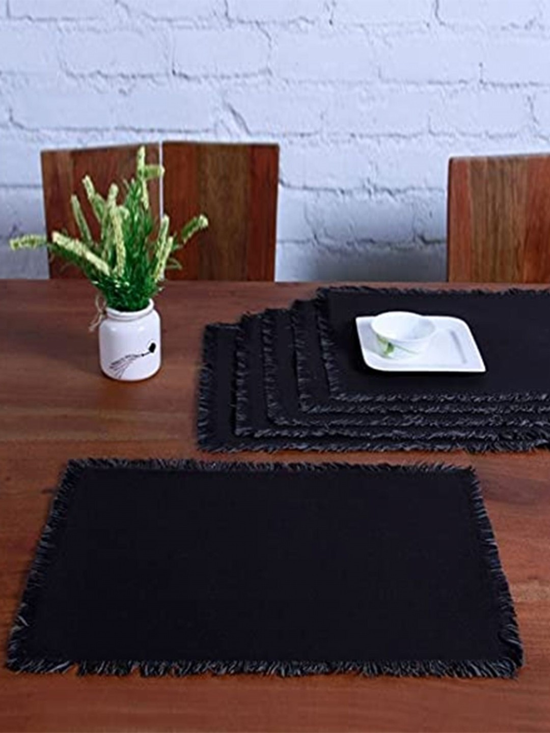 

Lushomes Grey & Black 6 Pieces Cotton Table Placemats
