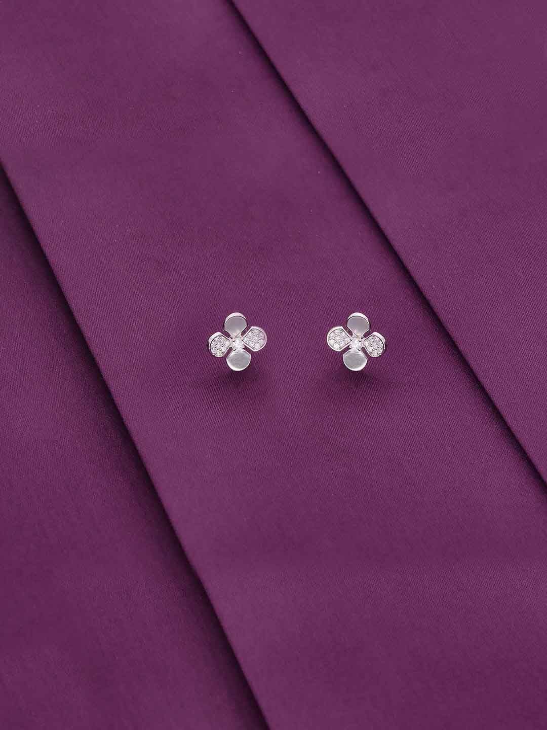 

KAI JEWEL Contemporary Studs Earrings, Silver