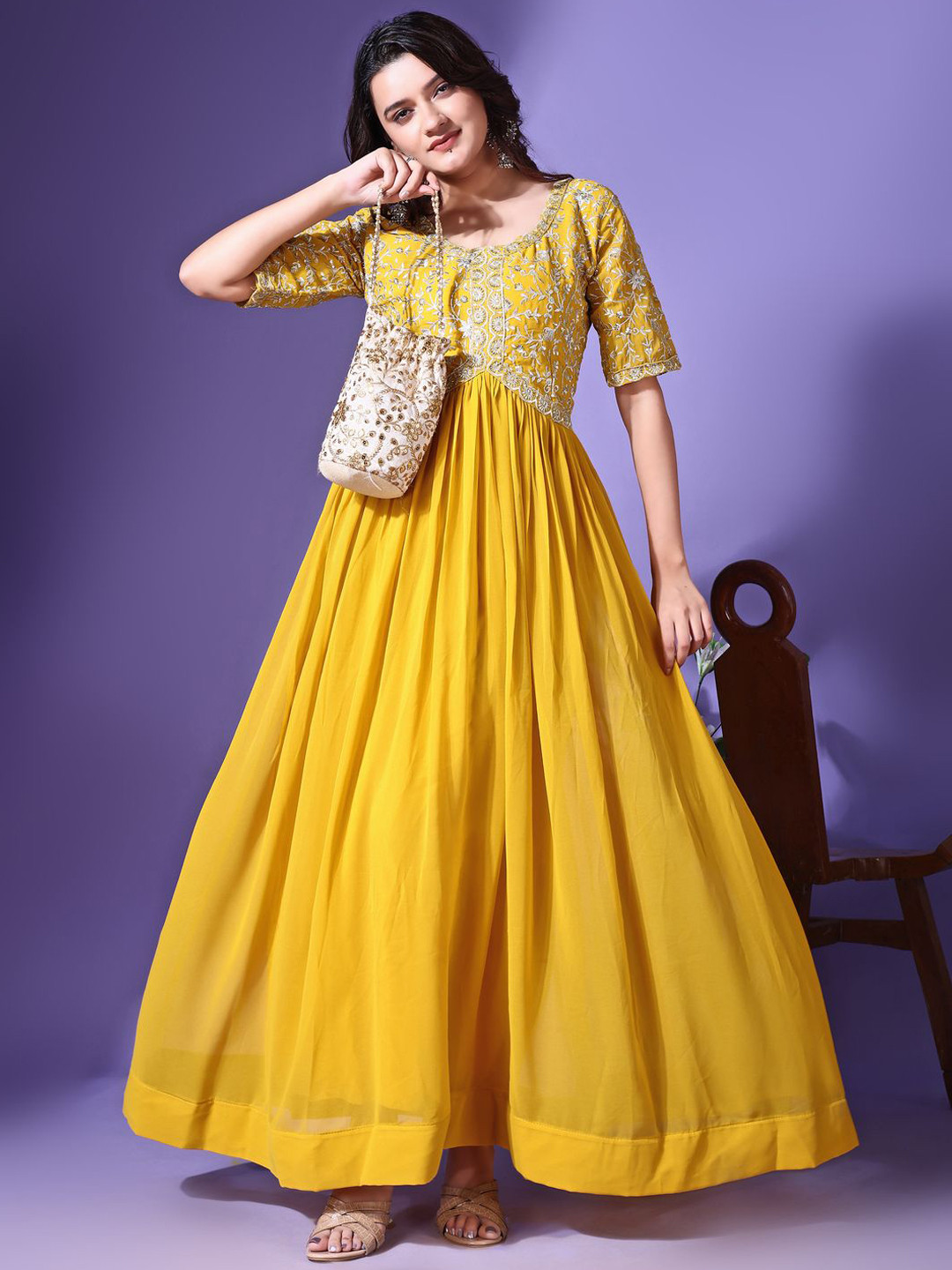 

Fashionuma Women Floral Embroidered Georgette Kurta, Yellow