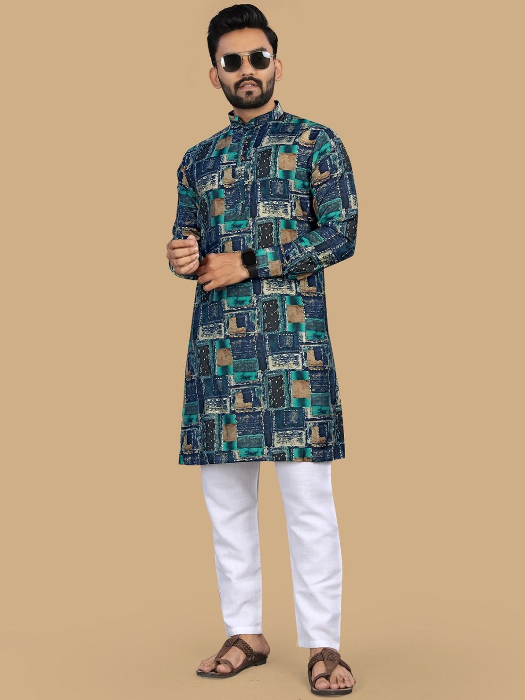 

BAESD Men Ethnic Motifs Printed Thread Work Kurta, Teal