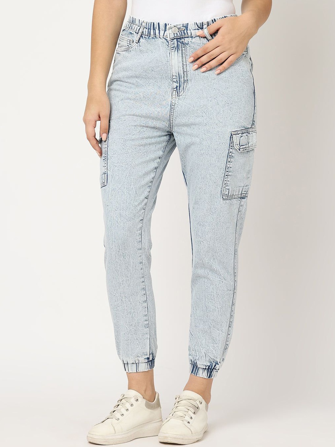 

Kraus Jeans Women Loose Fit High-Rise Cargos Trousers, Blue