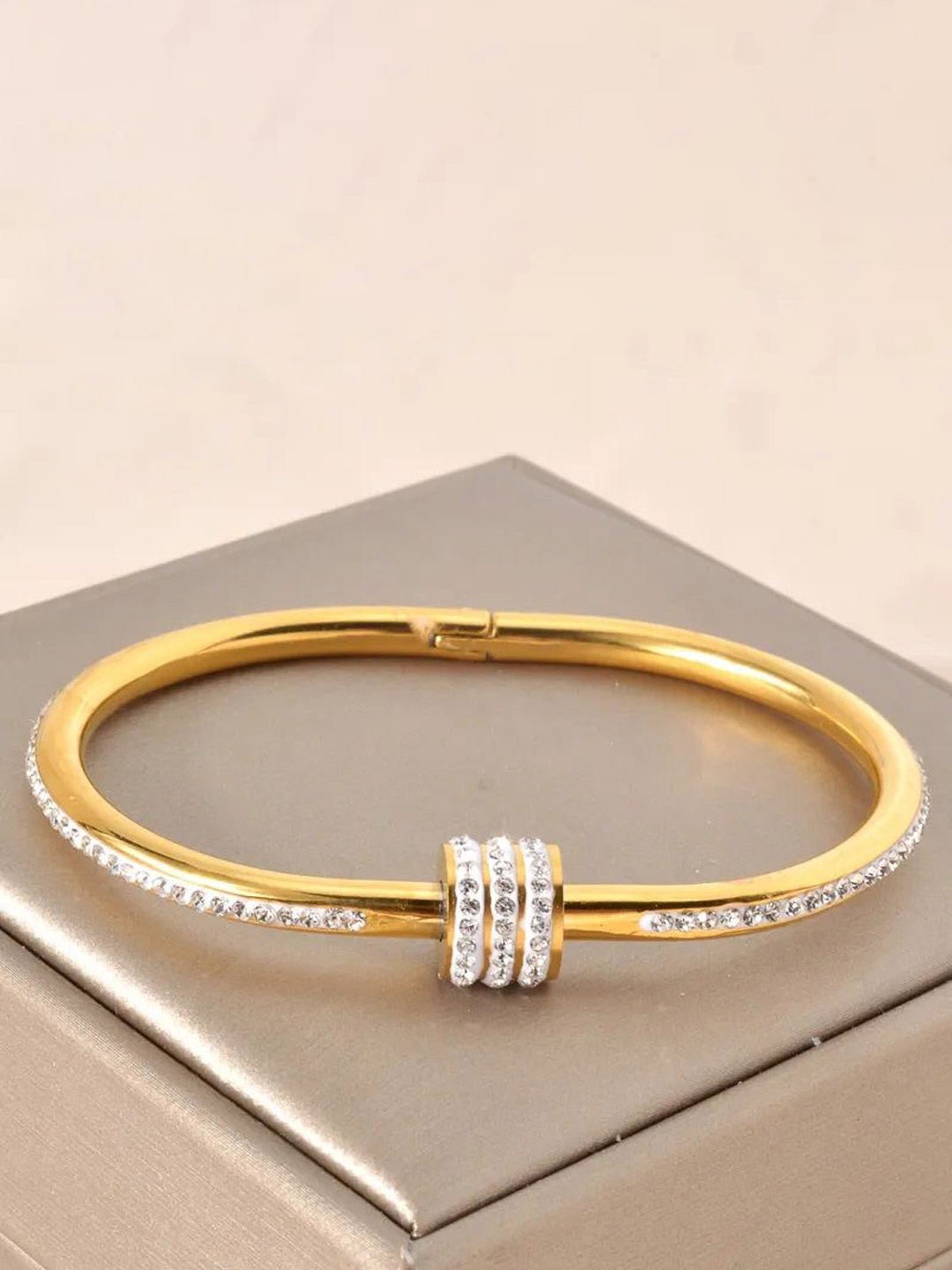 

MEENAZ Women American Diamond Antique Gold-Plated Kada Bracelet