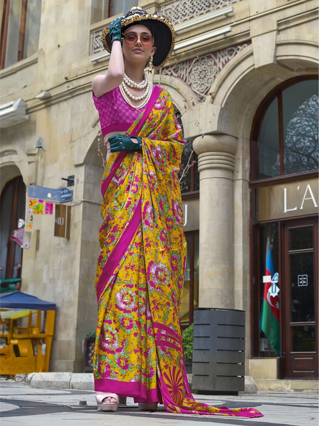 

elora Abstract Printed Designer Saree, Yellow