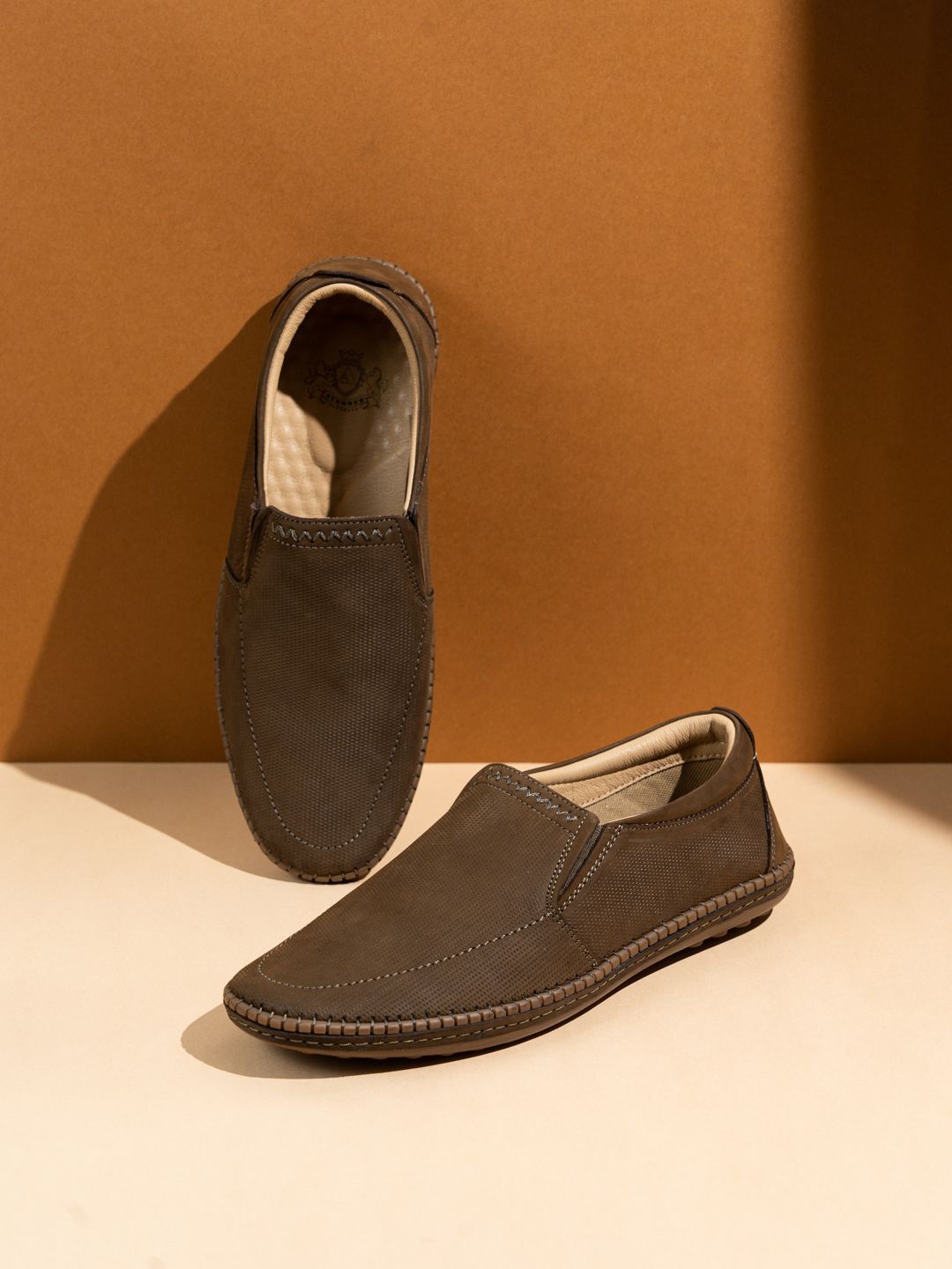 

ATESBER by Inc.5 Men Leather Slip-On Casual Shoes, Olive