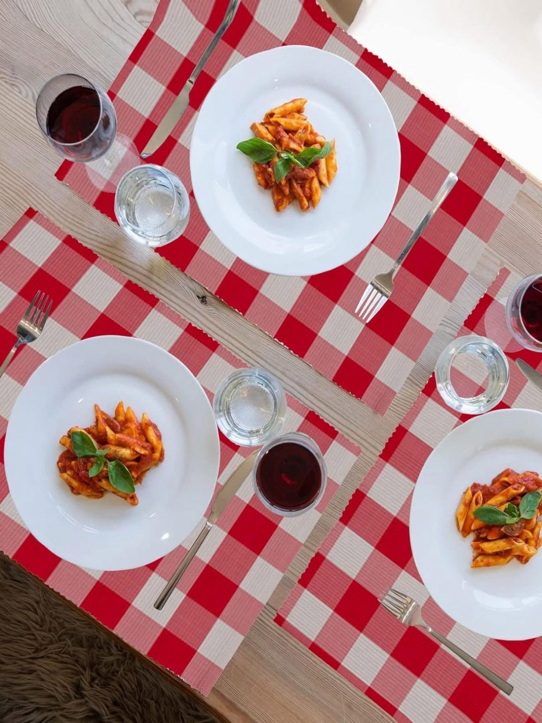 

Lushomes White & Red 4 Pieces Checked Cotton Table Placemats