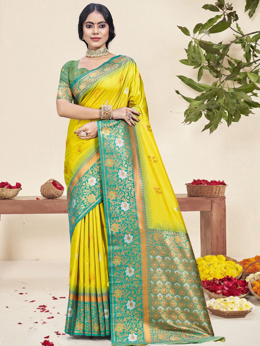 

SANGAM PRINTS Woven Design Zari Silk Blend Tussar Saree, Yellow