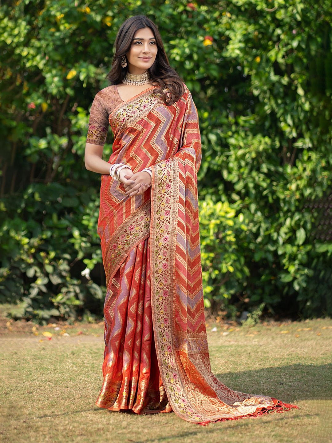 

ISHIKA FAB Woven Design Zari Organza Banarasi Saree, Orange