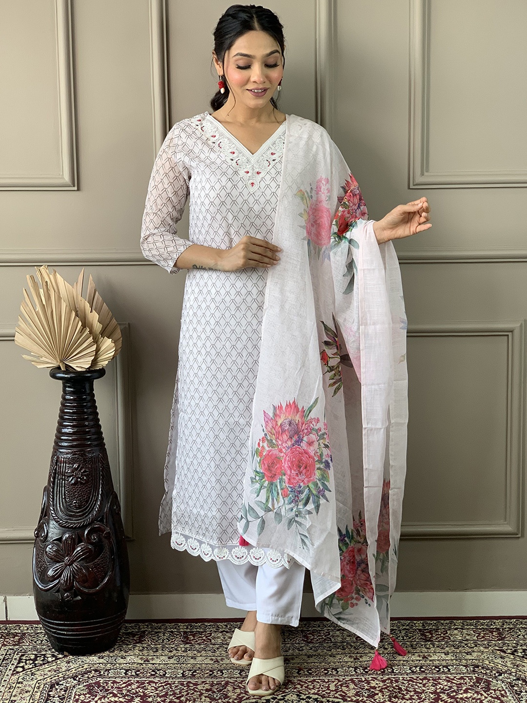 

Jinax Women Floral Printed Regular Sequinned Linen Kurta with Trousers & With Dupatta, Off white