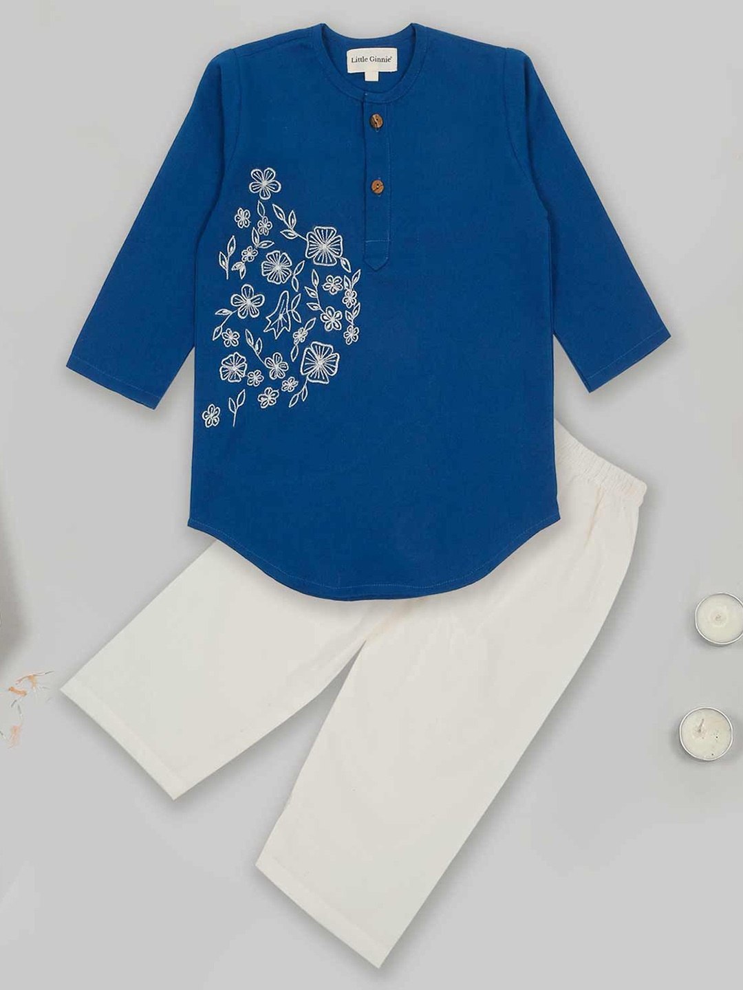 

LITTLE GINNIE Boys Printed Regular Pure Cotton Kurta with Pyjamas, Blue