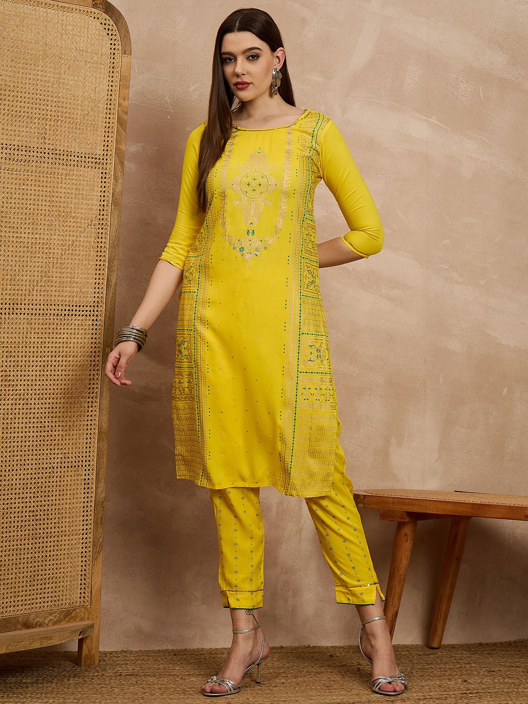 

all about you Women Floral Printed Regular Kurta with Trousers, Yellow