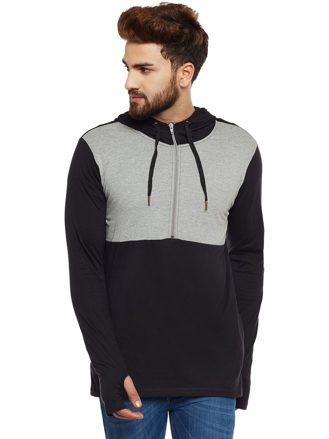 

Hypernation Men Colourblocked Hooded Sweatshirt, Black