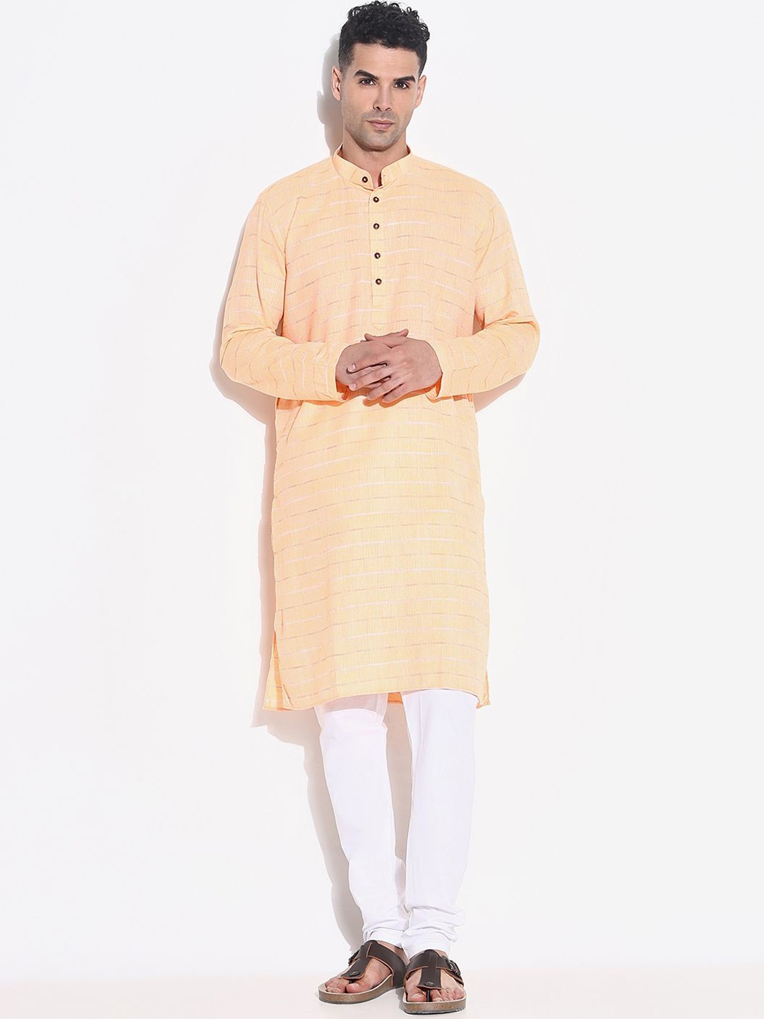 

SHOWOFF Men Striped Regular Kurta with Trousers, Orange