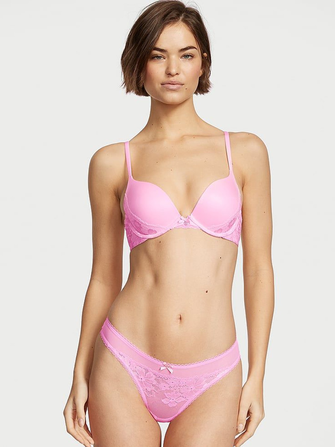 

Victoria's Secret Body by Victoria Lace Low-Rise Thong Briefs 112146743Y9X, Pink