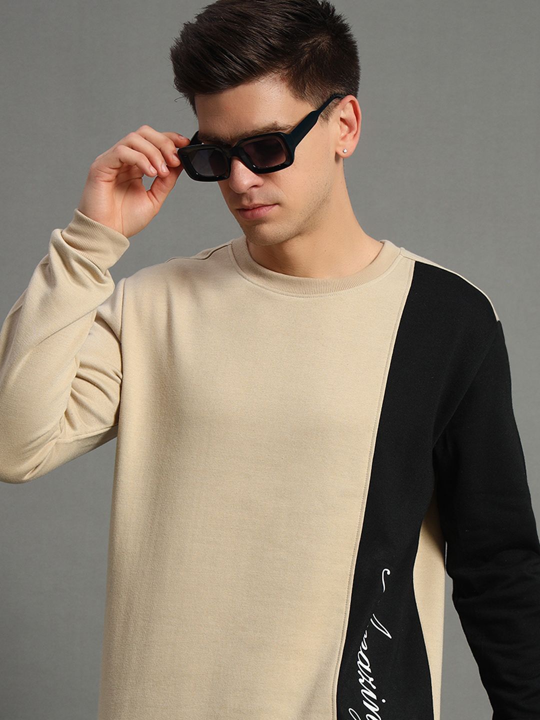 

GET GOLF Men Colourblocked Sweatshirt, Beige